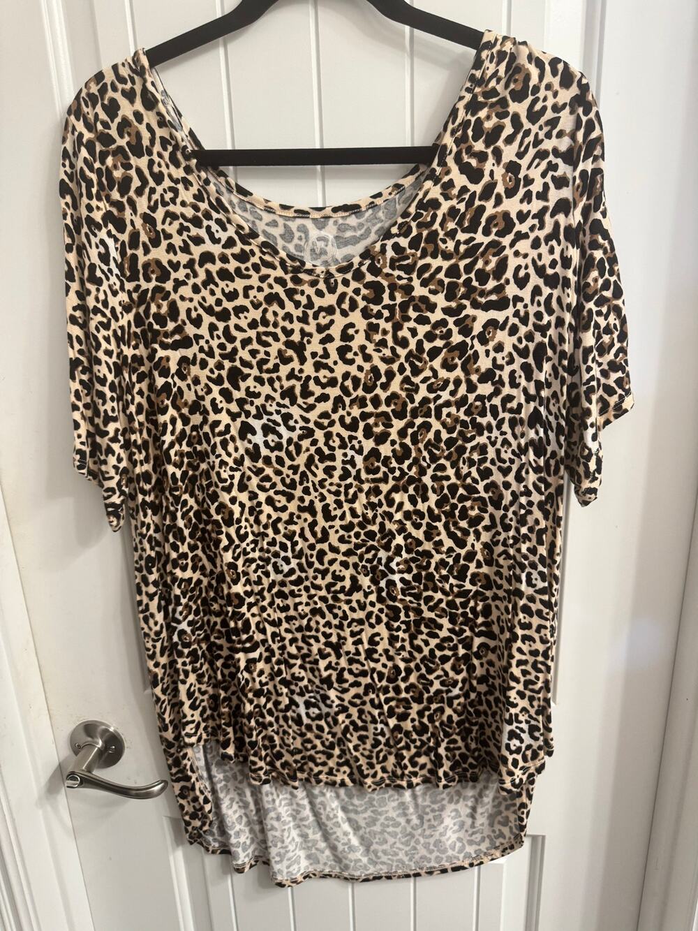 Maurices Black/Brown/Tan Leopard Print Top